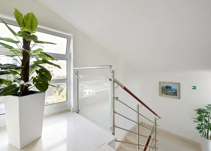 Appartement Mavarstica 17821c *